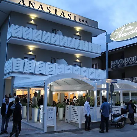 ホテル Anastasi E チェルヴィア